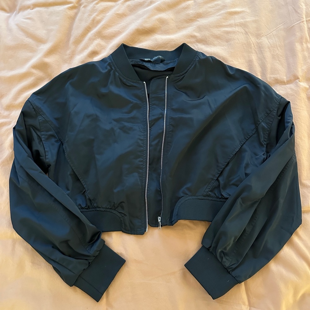 Black cropped bomber jacket